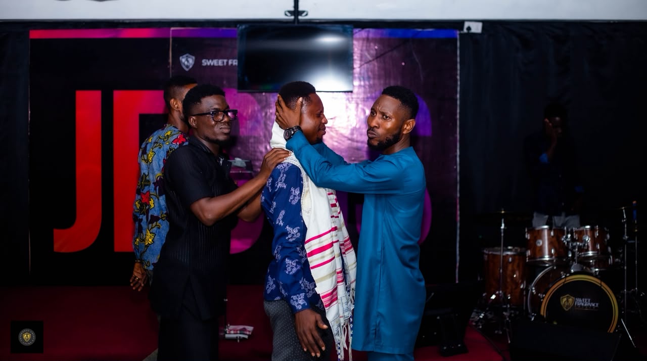 Sweet Fragrance Church ministry and prayer moment
